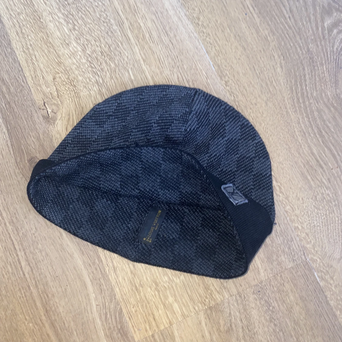 Luis Vuitton Mössa - 90