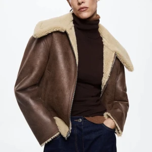 BIKER JACKA - Nästan oanvänd fint skick. 