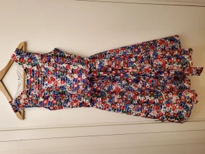 Tommy Hilfiger klänning - Tommy Hilfiger klänning stl s