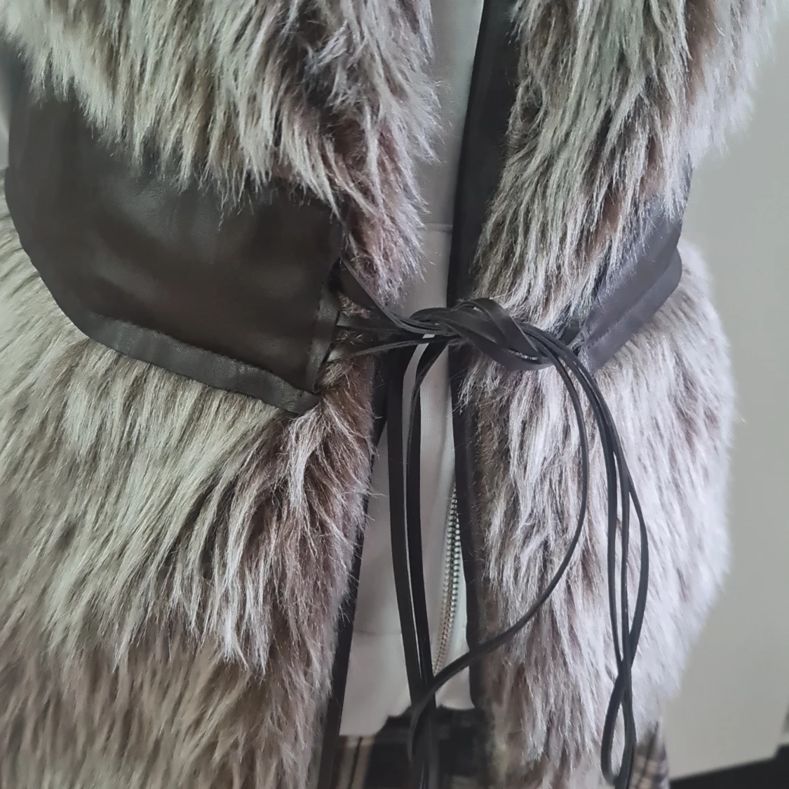 Fin väst stl M - 91