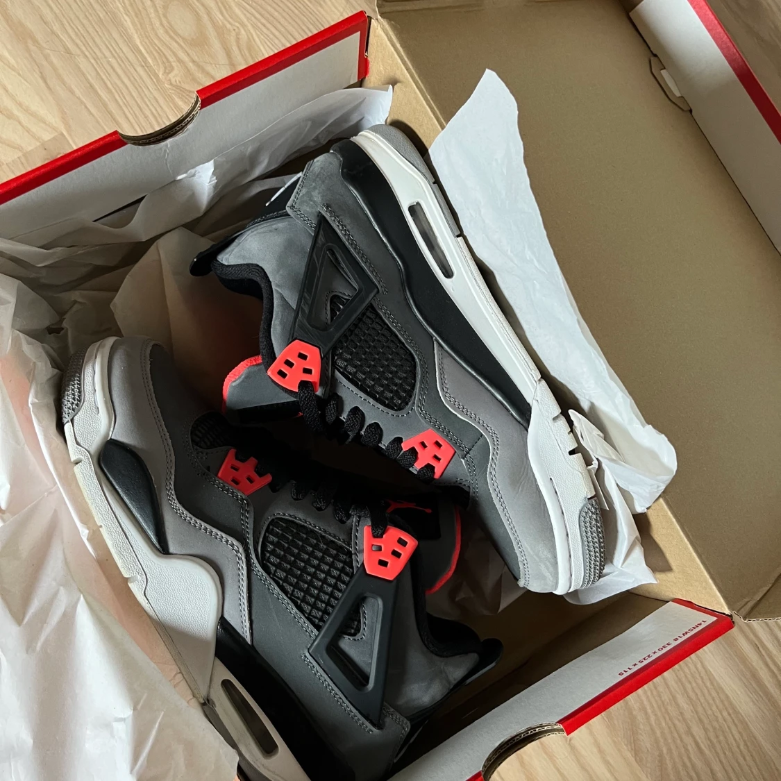 Jordan 4s infrared - 90