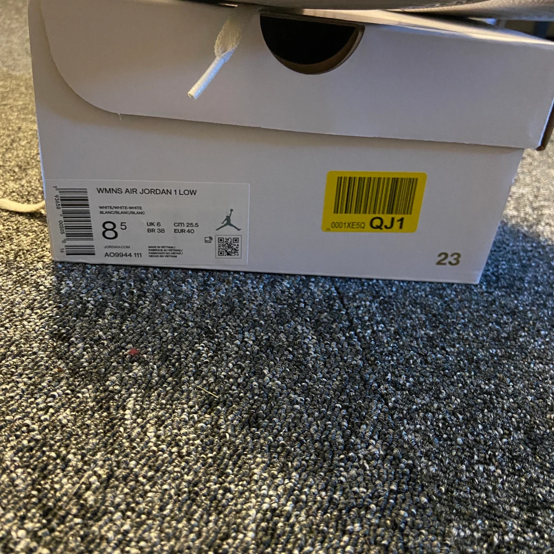 Jordans 1 Low (STRL - 40) - 91