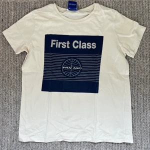 Zara T-shirts stl XS/S - Pan Am t-shirt från Zara i stl XS/S.