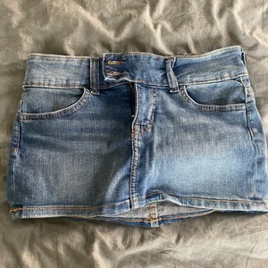 Jeans kjol  - Jeans kjol 50kr