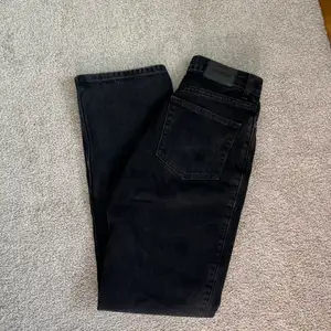 Säljer mina jeans i modellen voyage från weekday i storlek 24/30! 😍