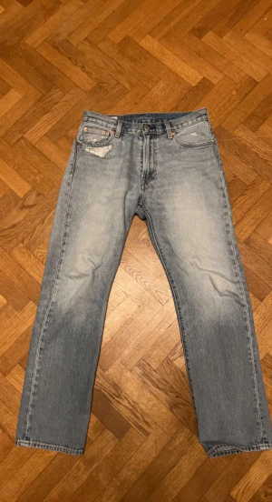 Levis 551 - Sköna jeans från levis (straight leg)