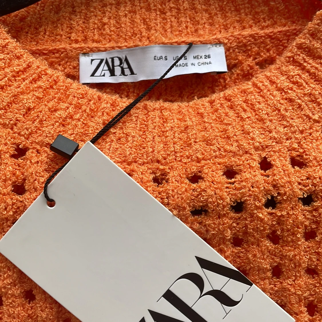 Stickad t-shirt  - 24