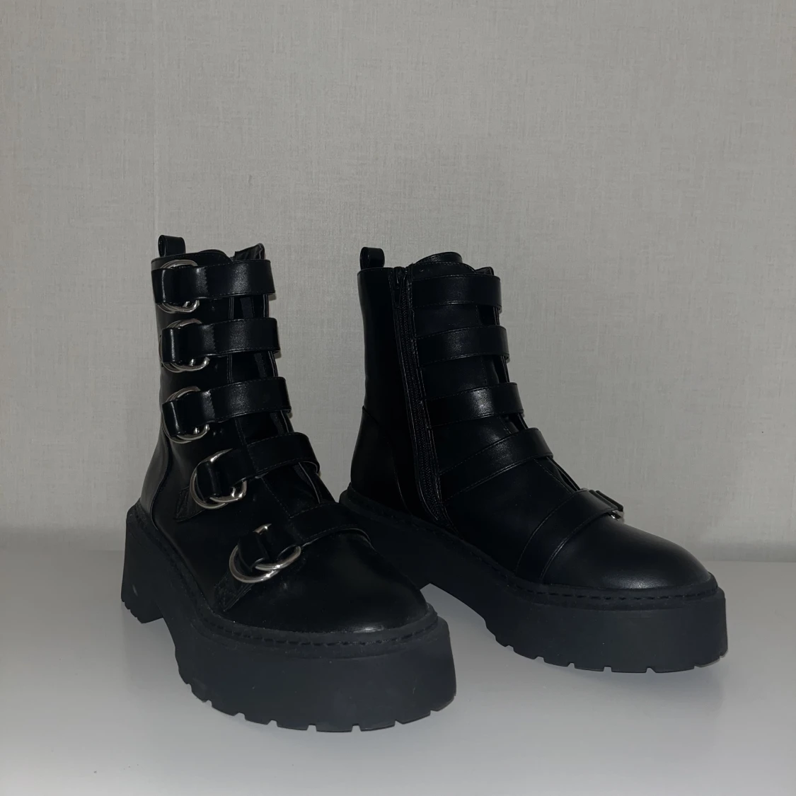 Kängor från Nelly.com