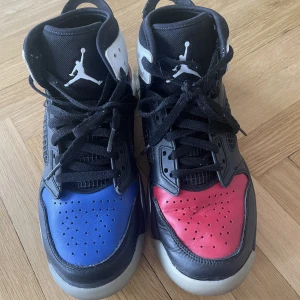 Jordan 270 mars - Jordan 270 Mars i ganska nytt skick.