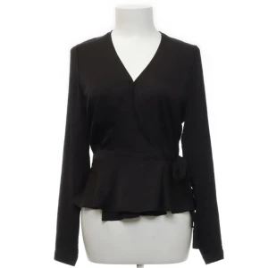 Blus  - Söt blus från nakd som inte kommer till användning, säljer för 70+49 kr frakt❤️