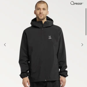 Haglöfs jacka säljes - Säljer haglöfs jacka för ett bra pris för den är använd 2 gånger anledning till att jag säljer är att de är fel färg, köptes för 1300 från xxl, kom privat för mer bilder, pris går att diskutera