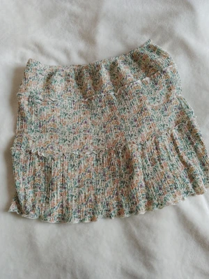 Kjol  - Från Pull n bear  Passar small och medium