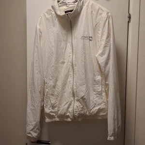 White thin jacket - Size M well used and in good condition white jacket.  Feel free to contact for more info. & in Swedish