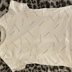 Friends tröja från Primark  - En snygg Friends t-shirt❤️Bra skick! 