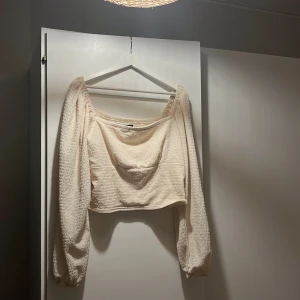 Blus - Blus som aldrig är använd