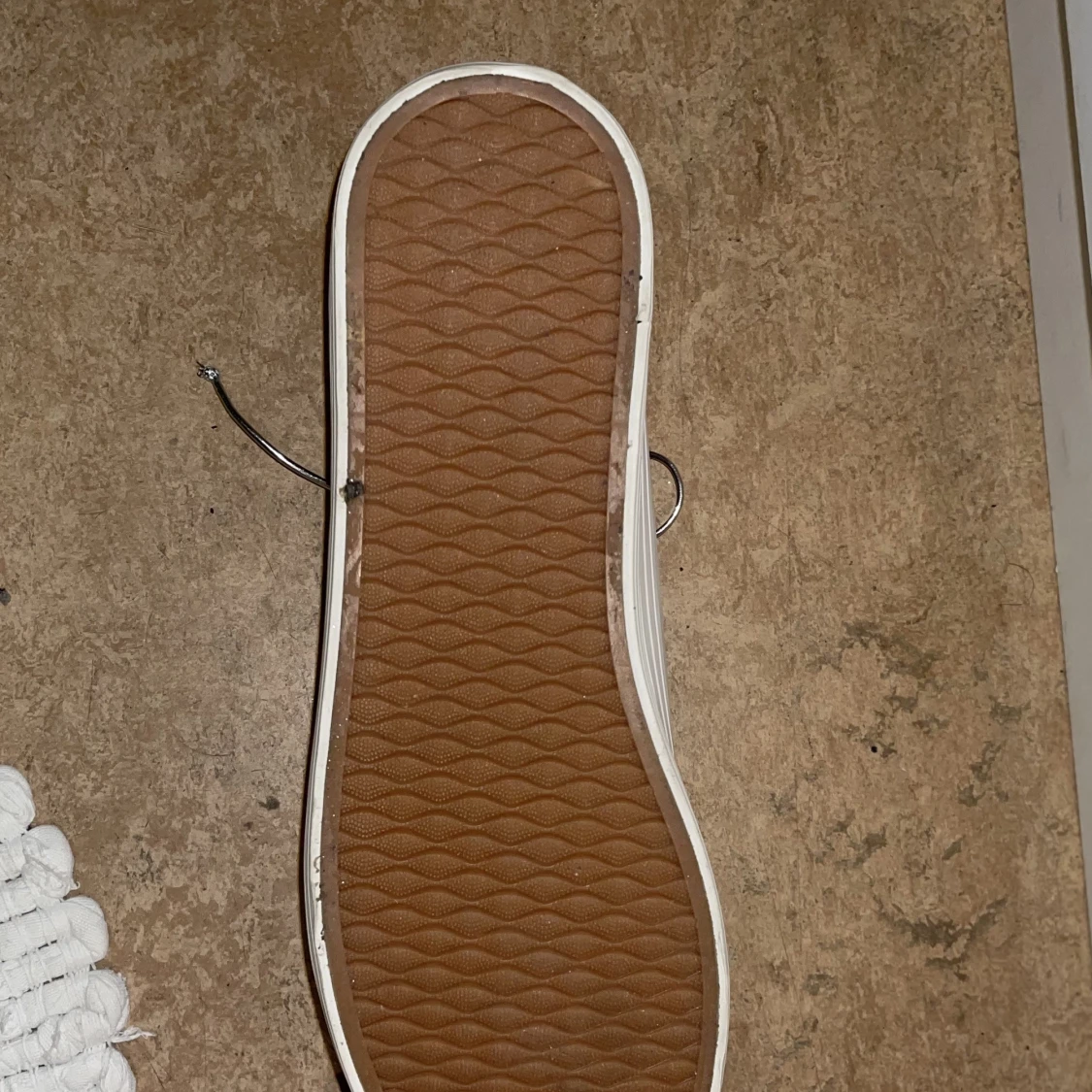 Silvriga plattform skor - 91