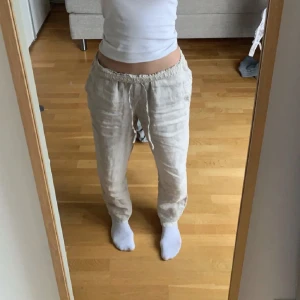 Chelsea linnebyxor - Ett par linnebyxor ifrån chelsea i storlek s  ❤️