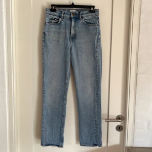 Jeans - Snygga ljusblå jeans, en ägare. 