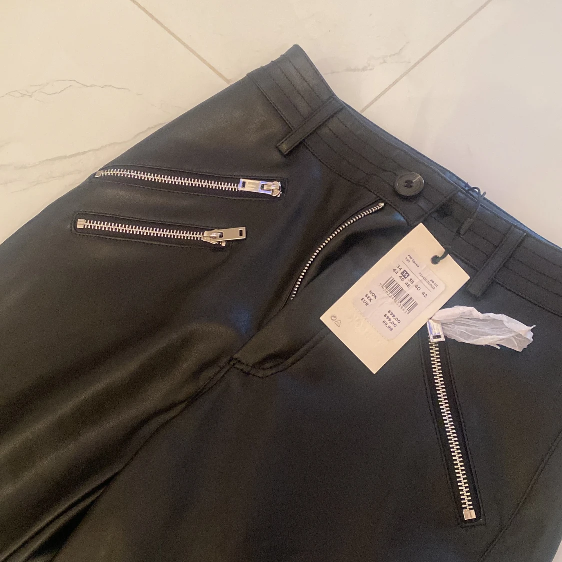 Skinbyxa från bikbok - 90