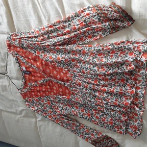 Indiska-HM - S, några gånger används, ser ut som ny.