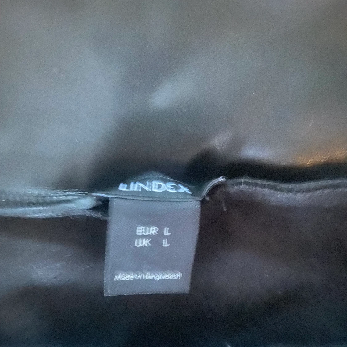 Svart skinn kjol - 90