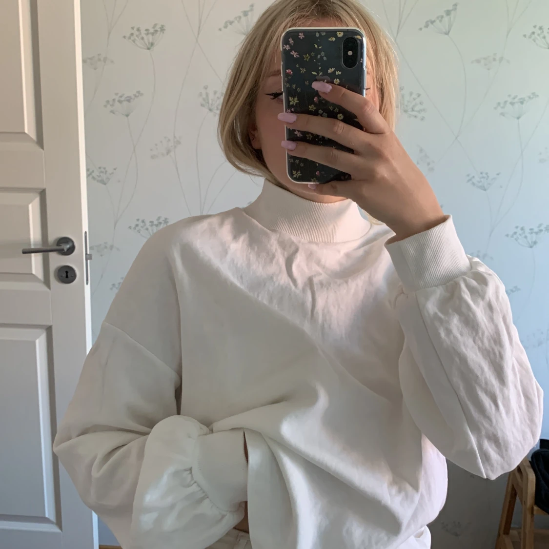 Vit polo med balongärmar - 90