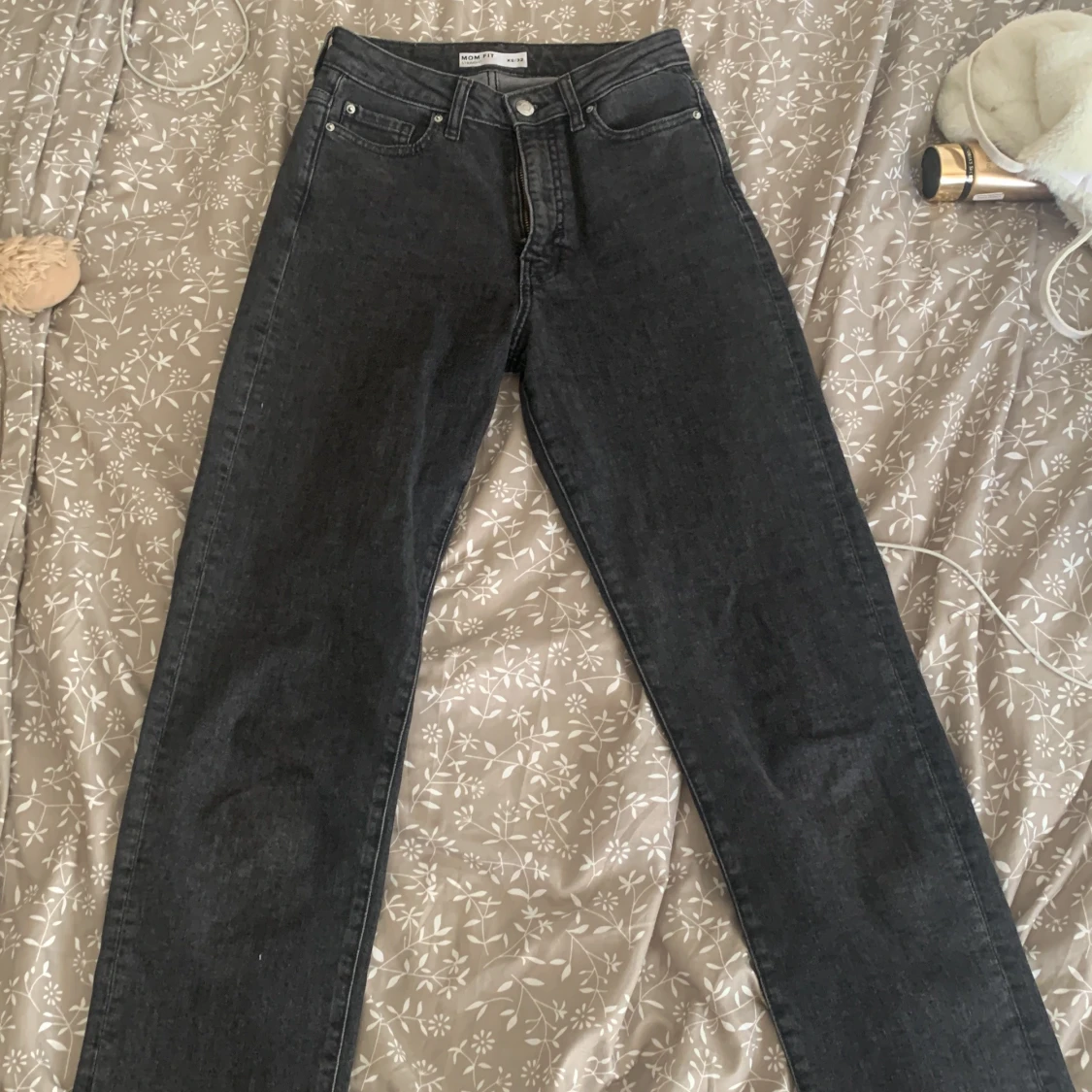 Svarta mom jeans xs/32