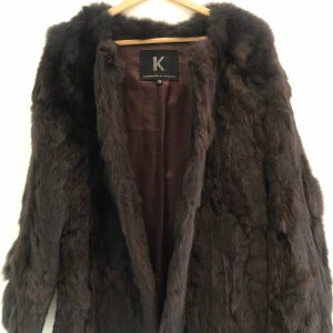 Pälsjacka - Brun äkta pälsjacka från kophenhagen by Andersen 