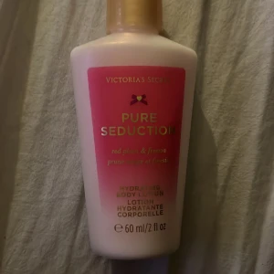 Body lotion  - Victoria’s seceret, pure seduction 60ml. Oanvänd. 