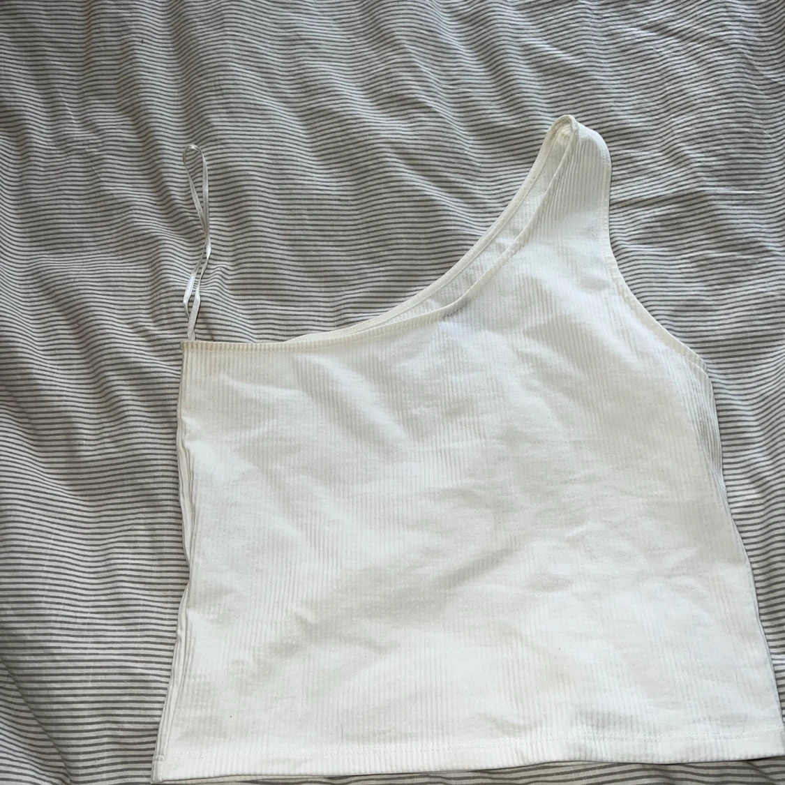 Gina Tricot linne - 90