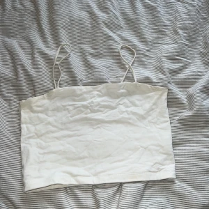 Bikbok linne - Bikbok linne. Bra passform och skön att ha på sig.!