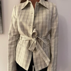 Morris kavaj i strl s  - Kort Morris kavaj i nyskick! Aldrig använd. Köpte förra året för ca 900 kr. Skriv för fler bilder eller frågor❣️ passar både xs och s