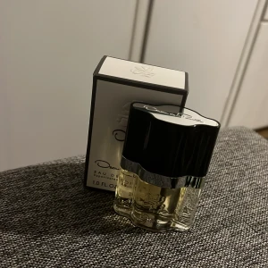 150 kr - Oscar Edt 30ml Oscar de la Renta  HELT NY