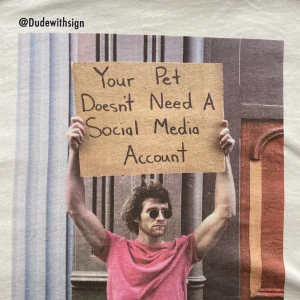 t-shirt - säljer en tröja från zara då dne inte kmr till användning 