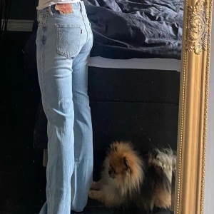 Levi’s Jeans - Levis 501or, storlek w30/l32.  Perfekt färg och passform! Långa i benen ❤️‍🔥 (Inga hål eller fläckar) 