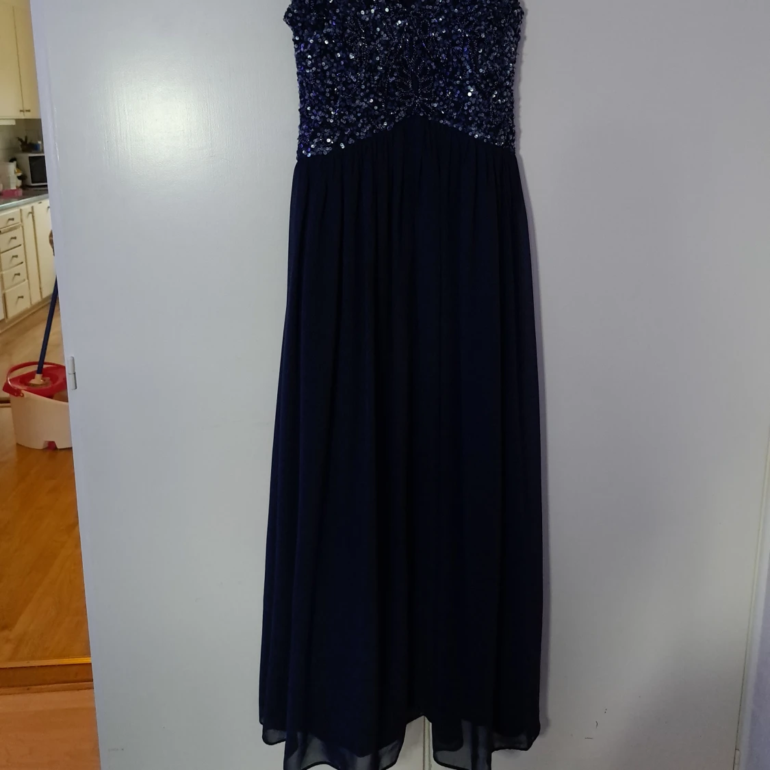 Mörkblå klänning - 90