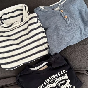 pojkkläder  - newbie tröjor storlek 98 100kr  och Levis storlek 4/5 100