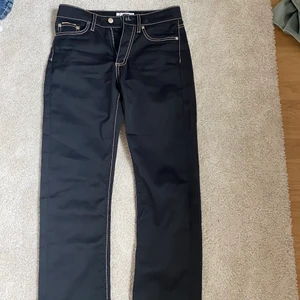 Eytys byxor - Bra skick använda få gånger, köpare står för frakt💗