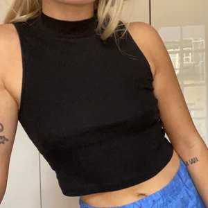 Turtleneck topp från HM - Basgarderobens måste! Storlek S! 