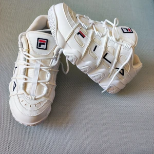 Fila shoes size:39 - Fila shoes, size:39. Completely new, not used at all since the size is too small. In its original box.