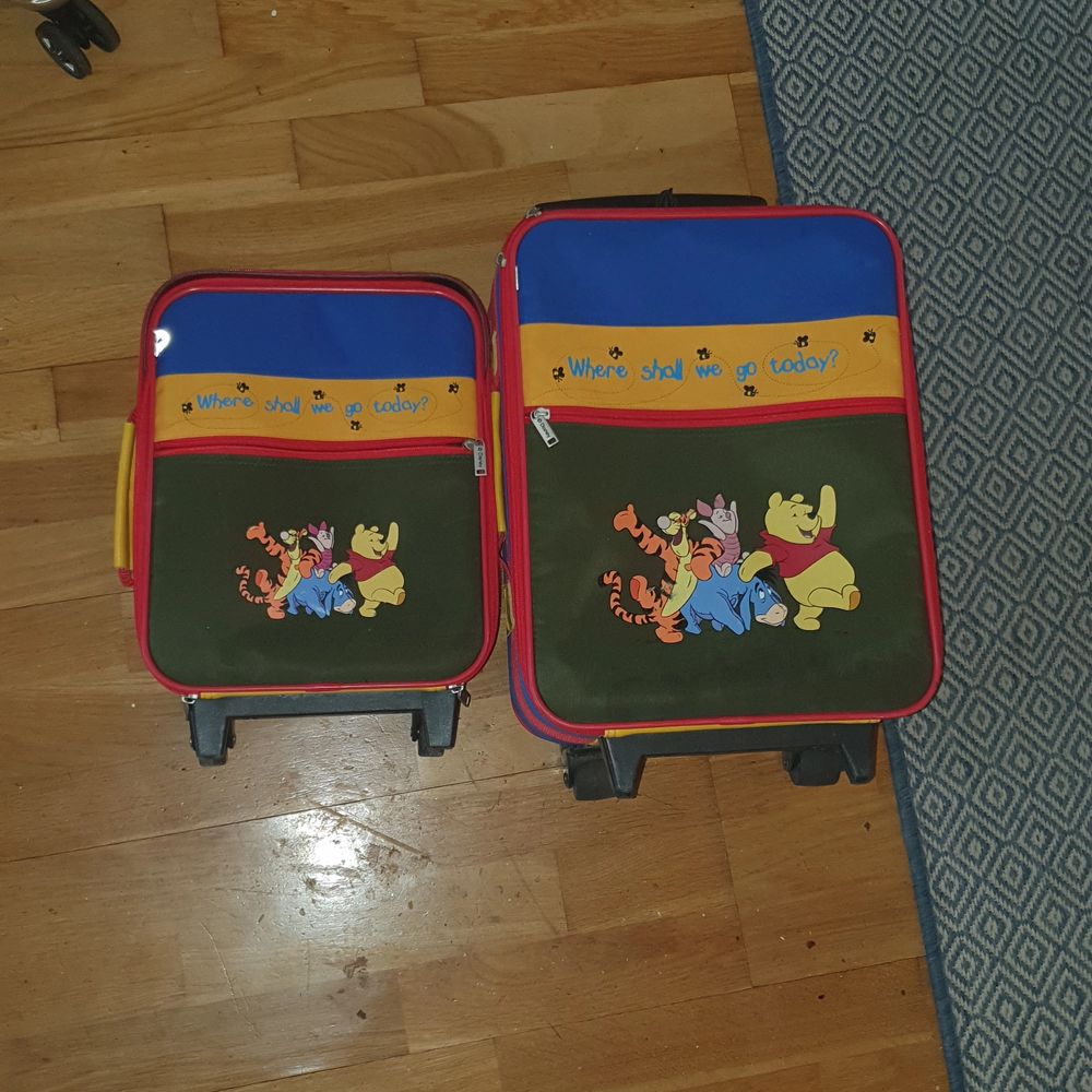 Multifärgad3 barn resväskor - Övrigt | Plick Second Hand