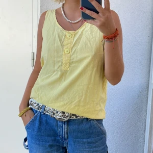 Sommarlinne  - Supersöt linne som passar till sommar/våren! Frakt tillkommer 🥰