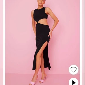 INTRESSEKOLL Bianca x Nelly klänning - intressekoll på denna fina klänning, från Bianca x Nelly kollektionen. Den är i storlek XS, men passar även en S då jag har de på de flesta kläderna. Skriv om ni är intresserade!