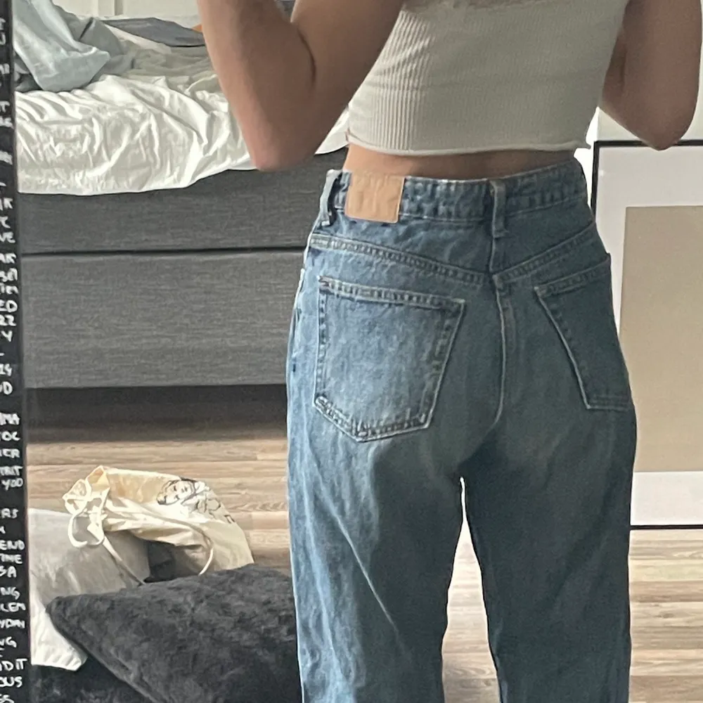 Weekday jeans i modellen Lash. Jättefint skick. 💕. Jeans & Byxor.