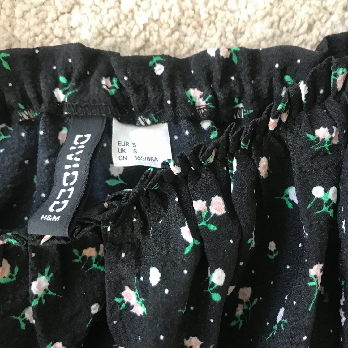 Tröja med puffärmar  - 90