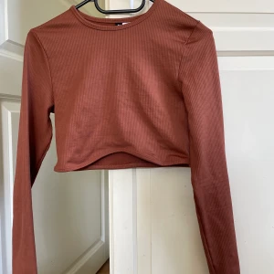 Shein sorlek S - Från hm men kunde inte använda eftersom den var för tajt i bysten