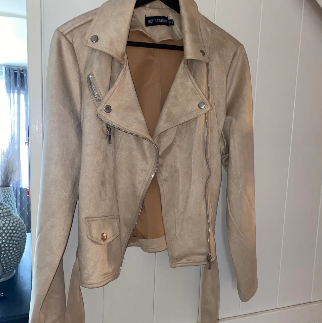 Faux suede mocha jacka - 90