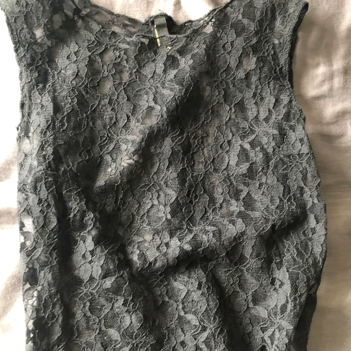 Svart spetslinne  - 91