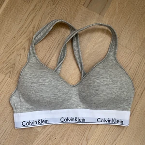 Calvin Klein bh - Aldrig använd. 140kr + frakt 45kr (185kr totalt)