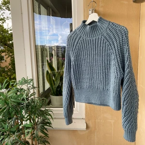 Stickad tröja  - Oversized stickad tröja! Kan hämtas i Telefonplan alternativt fraktas och då står köparen för frakt 🌸